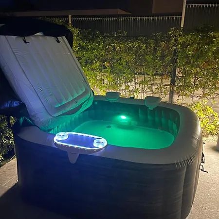 Apartment De Caractere Avec Jacuzzi *