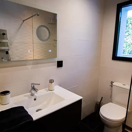 De Caractere Avec Jacuzzi Apartment Frejus